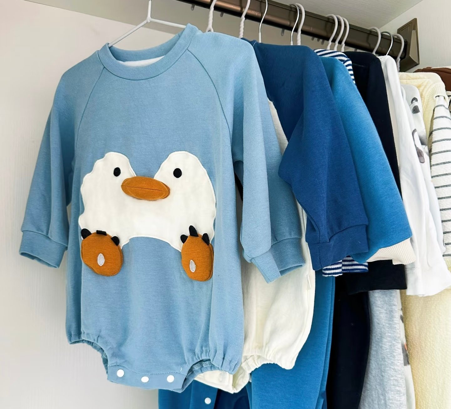 Choosing Baby Clothes by Season: How Heavy Should the Fabric Be?